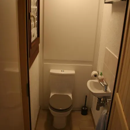 Modern In With Fantastic Views Апартаменты